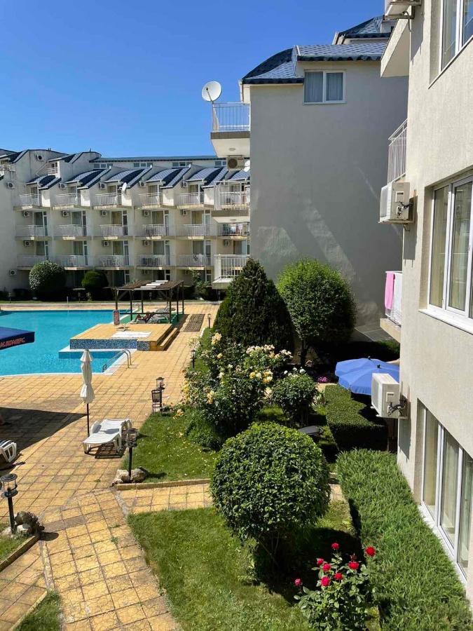 Rutland Sp Apartments Ravda ภายนอก รูปภาพ