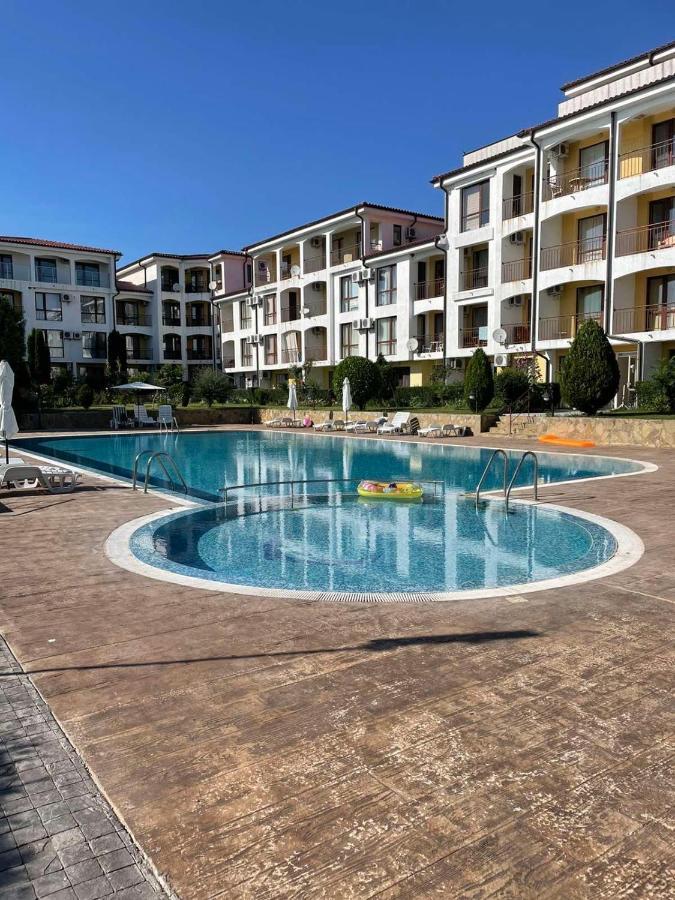 Rutland Sp Apartments Ravda ภายนอก รูปภาพ