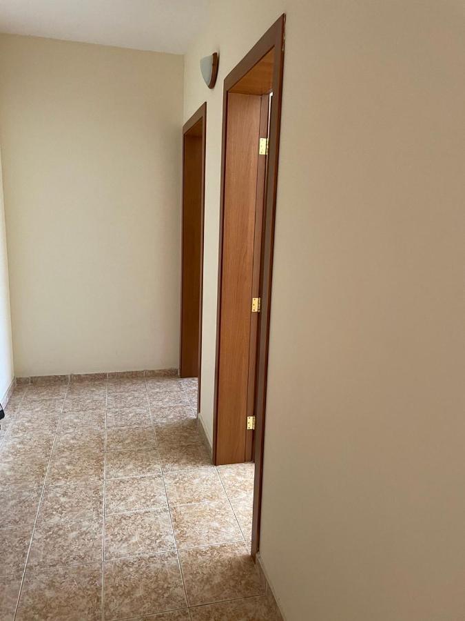 Rutland Sp Apartments Ravda ภายนอก รูปภาพ